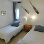 Les Bougainvillees De Camargue Semesterbostad *