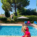 Dom wakacyjny Les Bougainvillees De Camargue Villetelle