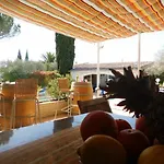 Les Bougainvillees De Camargue Dom wakacyjny Villetelle
