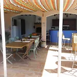 Les Bougainvillees De Camargue 別荘