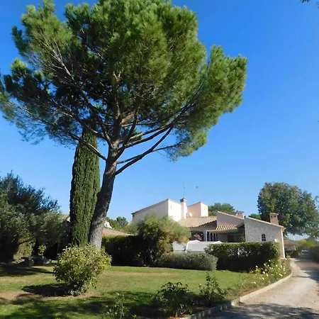Les Bougainvillees De Camargue Villetelle