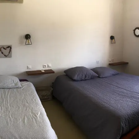 Сasa de vacaciones Les Bougainvillees De Camargue *