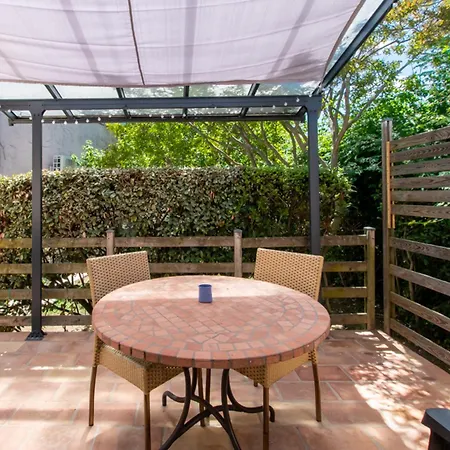 Les Bougainvillees De Camargue Holiday home