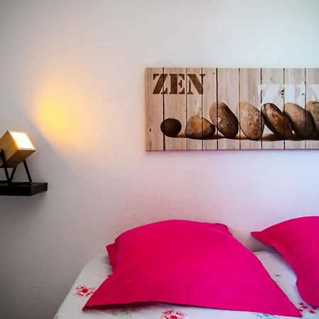 Holiday home Les Bougainvillees De Camargue Villetelle