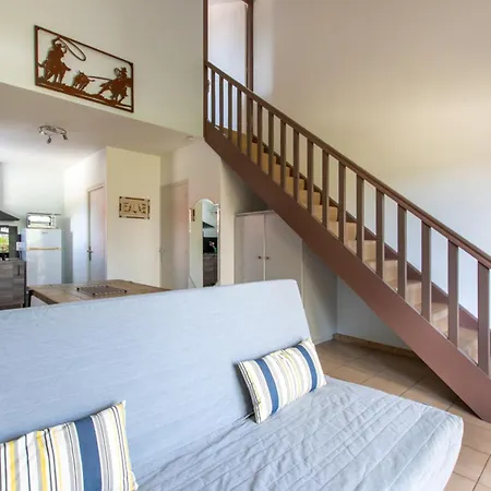 Les Bougainvillees De Camargue Holiday home