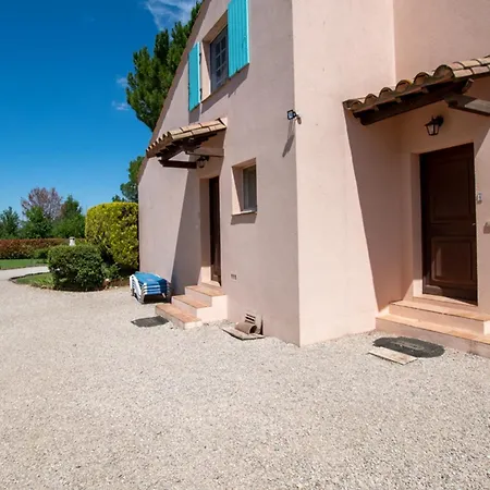 Les Bougainvillees De Camargue Holiday home *