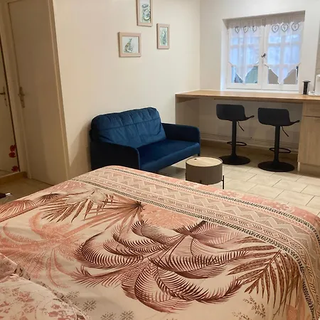 Holiday home Les Bougainvillees De Camargue Villetelle