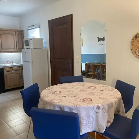 Les Bougainvillees De Camargue Сasa de vacaciones Villetelle