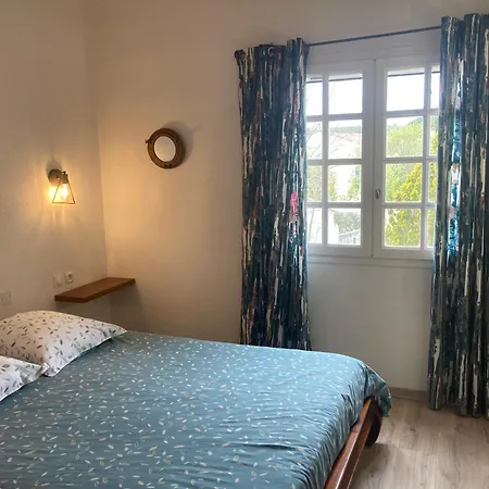 Les Bougainvillees De Camargue Holiday home *